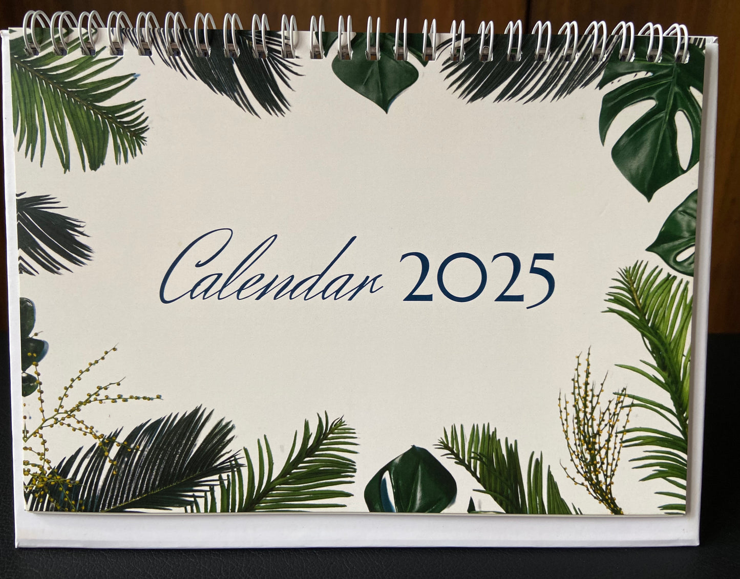 2025 Calendar - Tropical Elegance